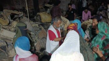 GK porte secours aux familles sinistrées du bidonville de Korail à Dhaka